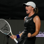 Swiatek Extends Doha Winning Streak to 10 with Dominant Victory Over Alexandrova