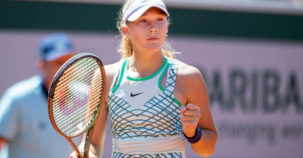 Mirra Andreeva is a teen who doesn’t like homework, wins easily at French Open