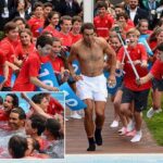 Rafael Nadal shows off his underwater swimming skills, holds his breath for entire lap of pool